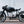 photo de coté d'une moto bmw noir de style "bobber"